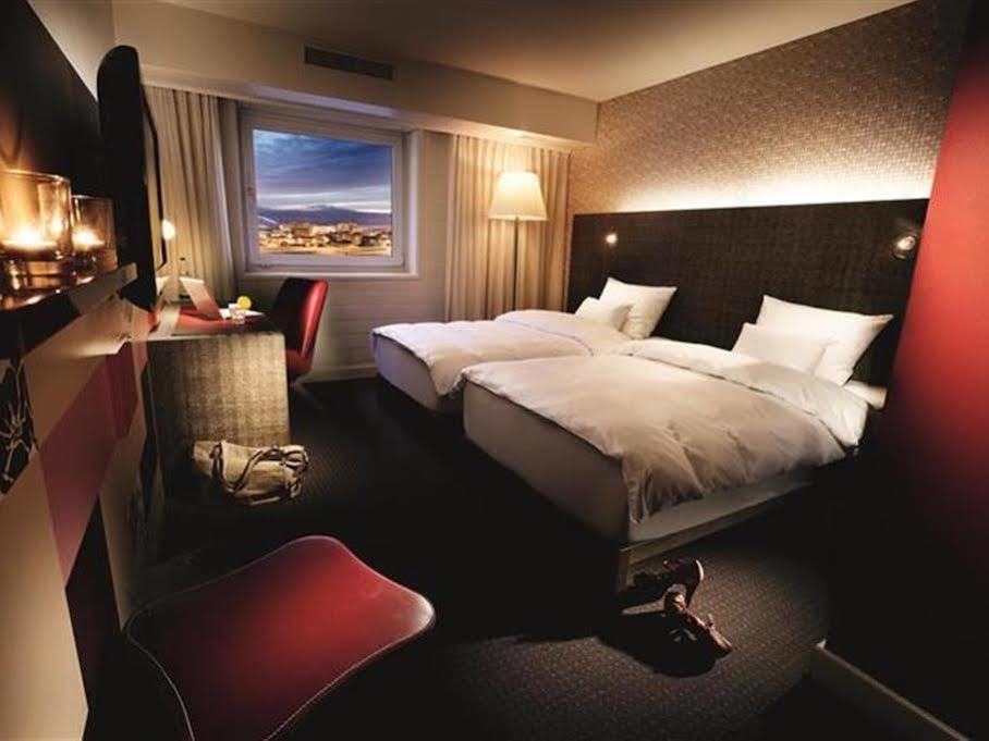 Courtyard By Marriott Berlin Teltow Hotel Kültér fotó